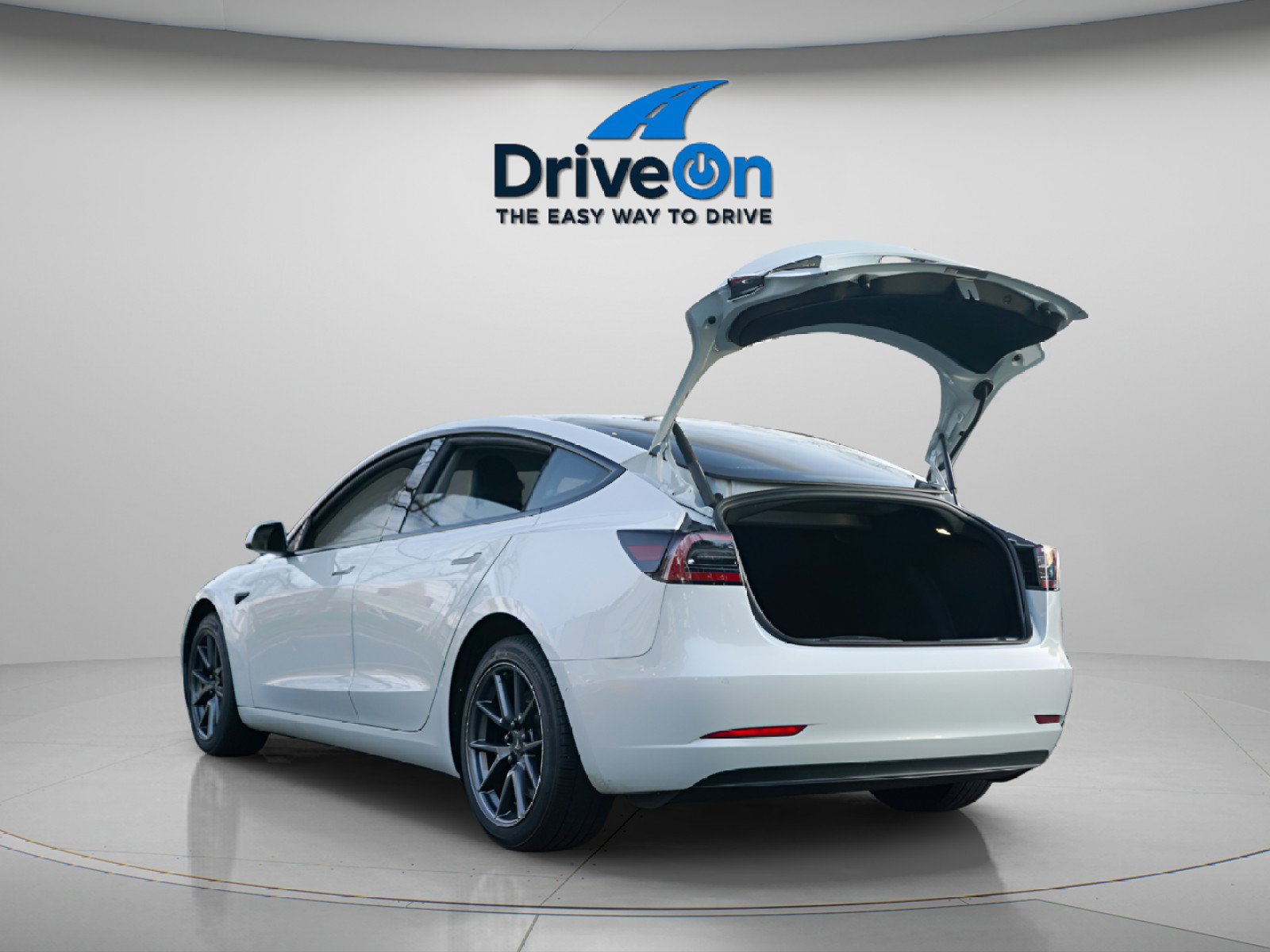 Used 2021 Tesla Model 3 Standard Range Plus image 6