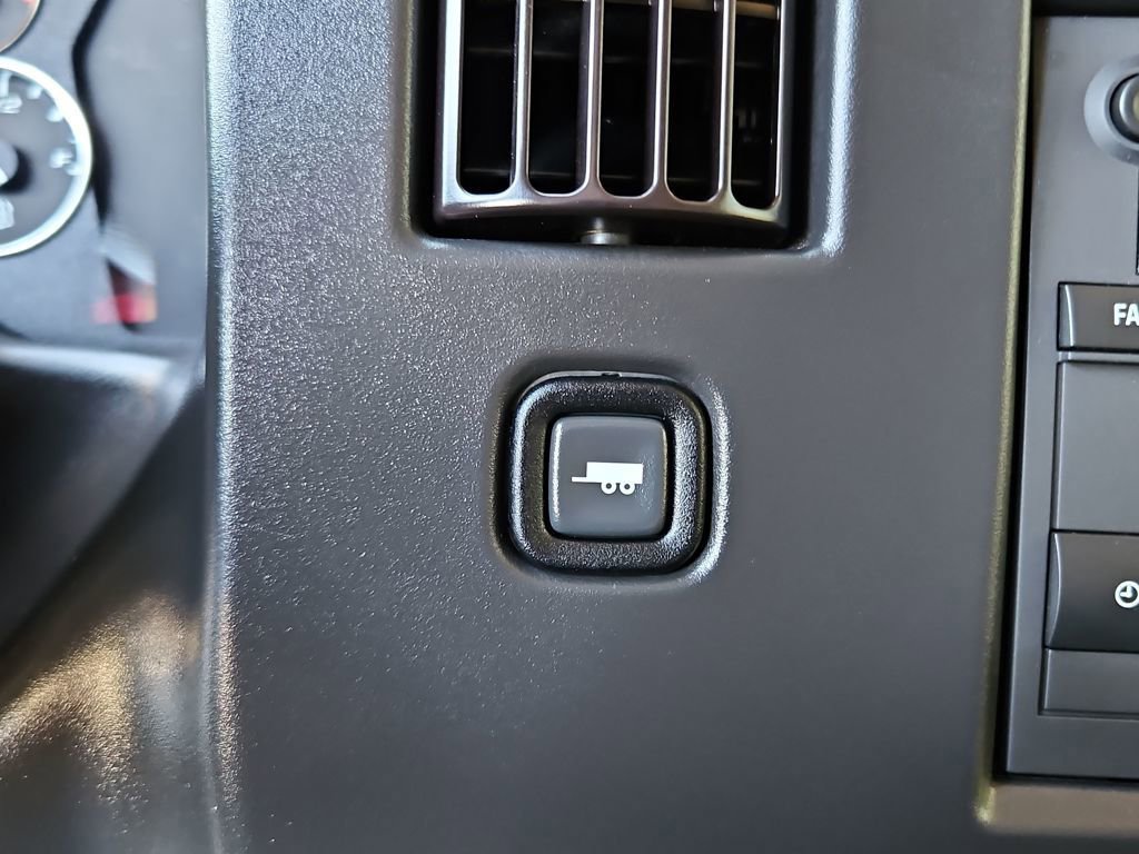 Used 2024 Chevrolet Express 2500 image 15