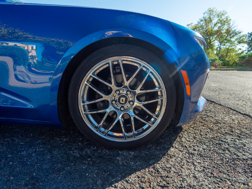 Used 2018 Chevrolet Camaro LT RWD image 9