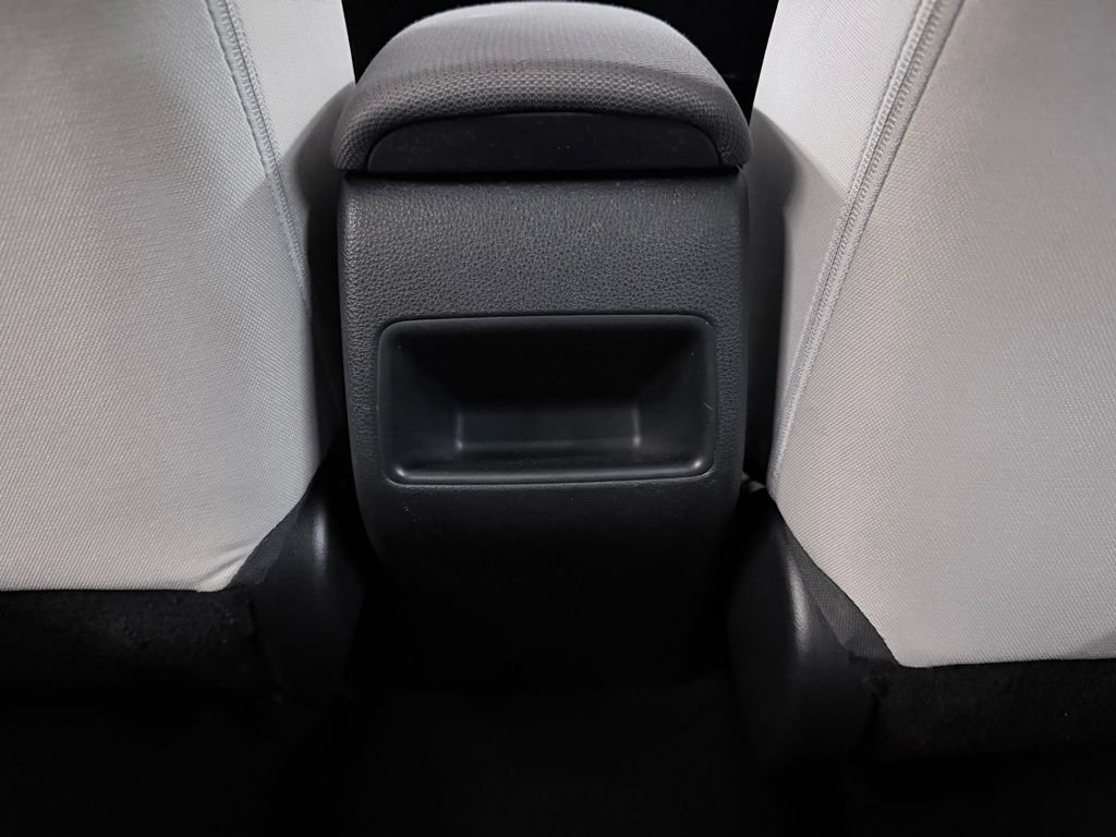 Used 2022 Toyota Corolla LE FWD image 25