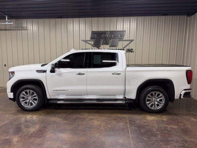 Used 2023 GMC Sierra 1500 Denali w/ Technology Package AWD/4WD image 3
