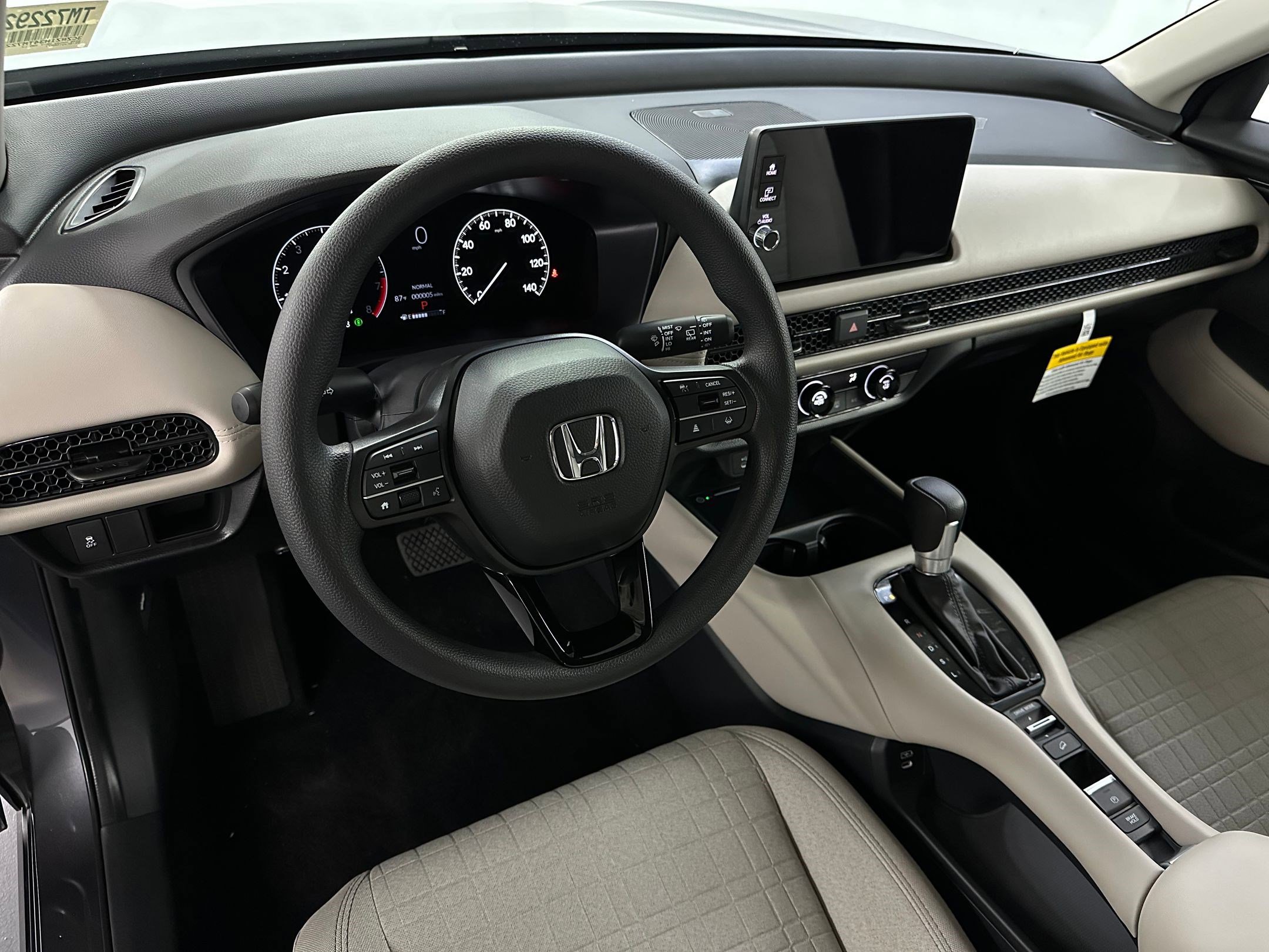 New 2026 Honda HR-V LX image 4