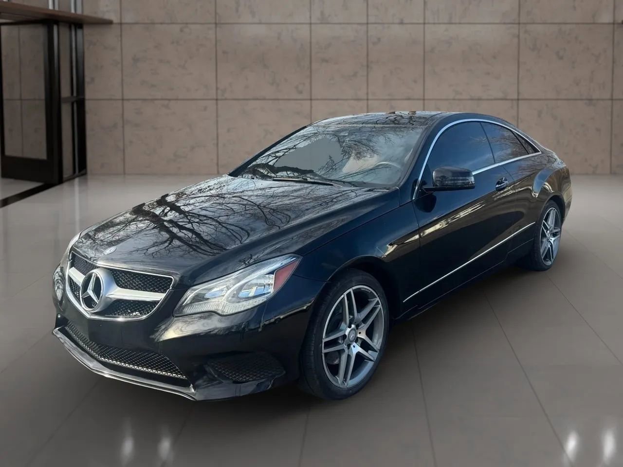Used 2014 Mercedes-Benz E 350 4MATIC Coupe image 5