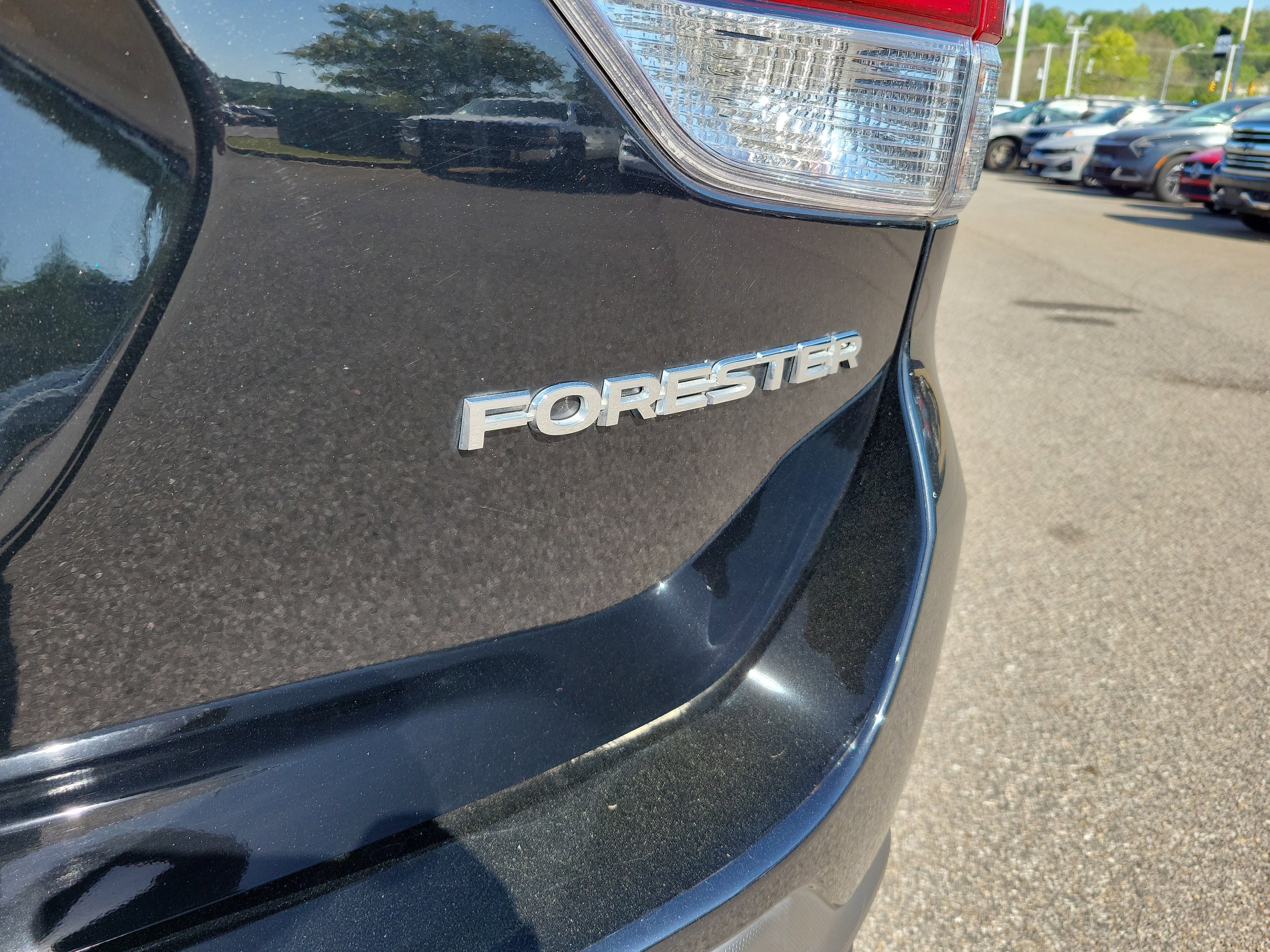 Used 2024 Subaru Forester Limited image 32