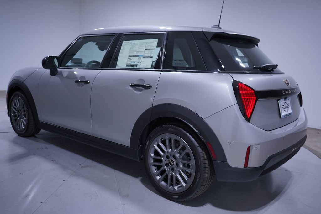New 2026 MINI Cooper 4-Door Hardtop FWD image 3