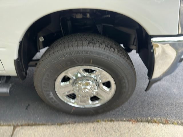 New 2026 RAM 3500 Tradesman AWD/4WD image 11