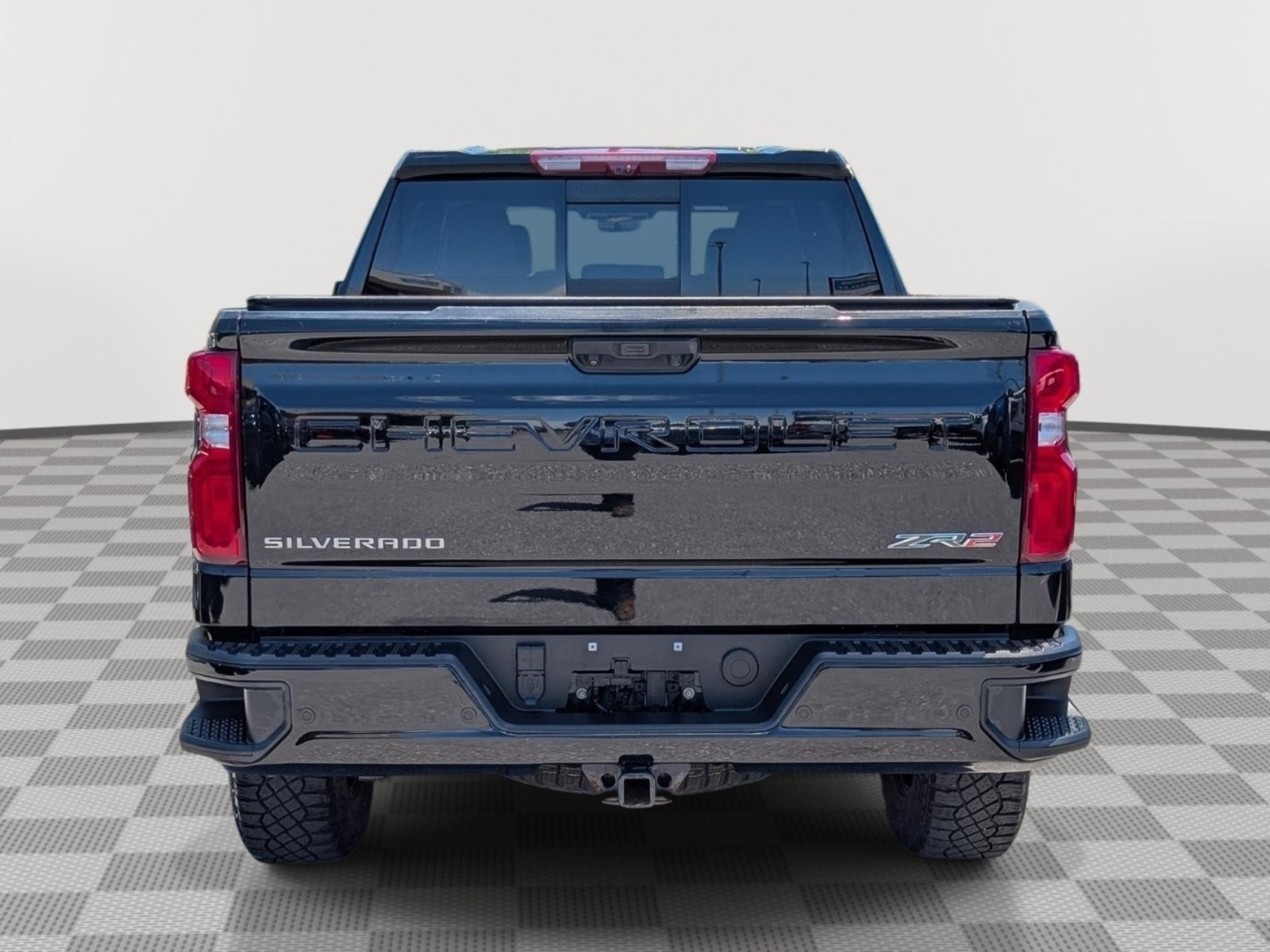 Used 2022 Chevrolet Silverado 1500 ZR2 w/ Technology Package AWD/4WD image 4