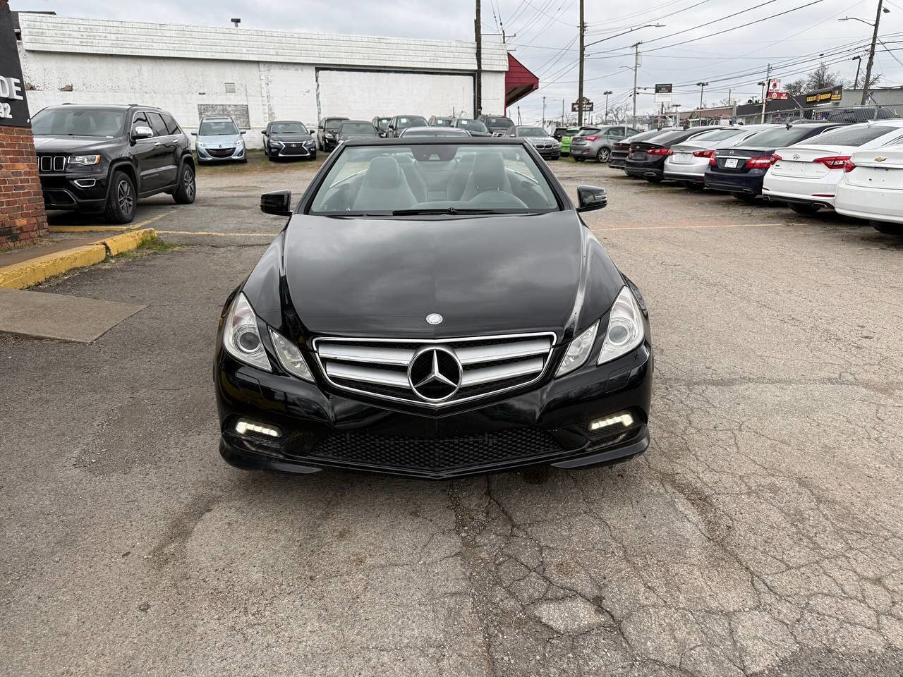 Used 2011 Mercedes-Benz E 550 Cabriolet w/ Premium 2 Pkg image 8