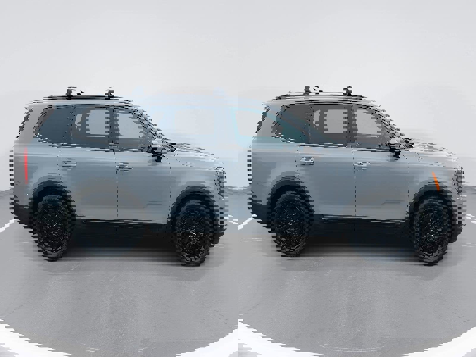 Used 2022 Kia Telluride SX w/ SX Prestige Package image 4