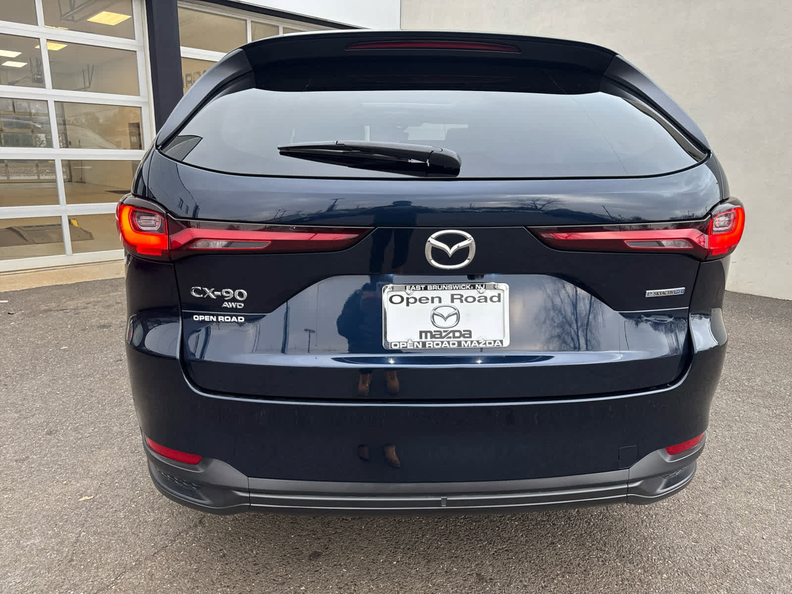 Certified 2024 MAZDA CX-90 Plug-In Hybrid w/ Preferred image 5