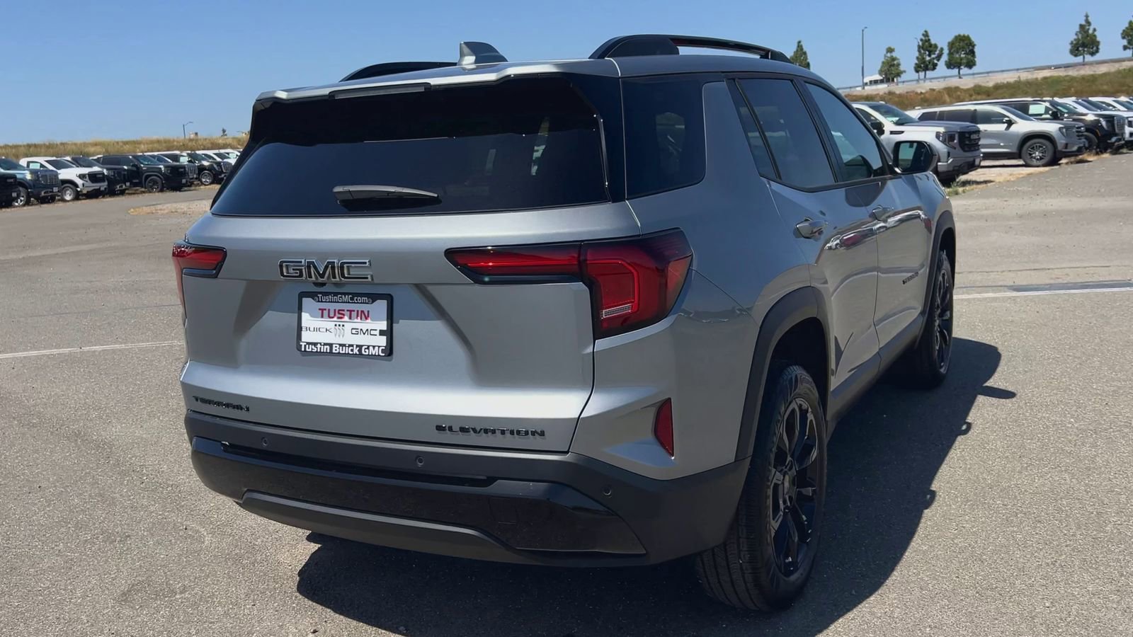 New 2026 GMC Terrain Elevation w/ Black Edition FWD image 28