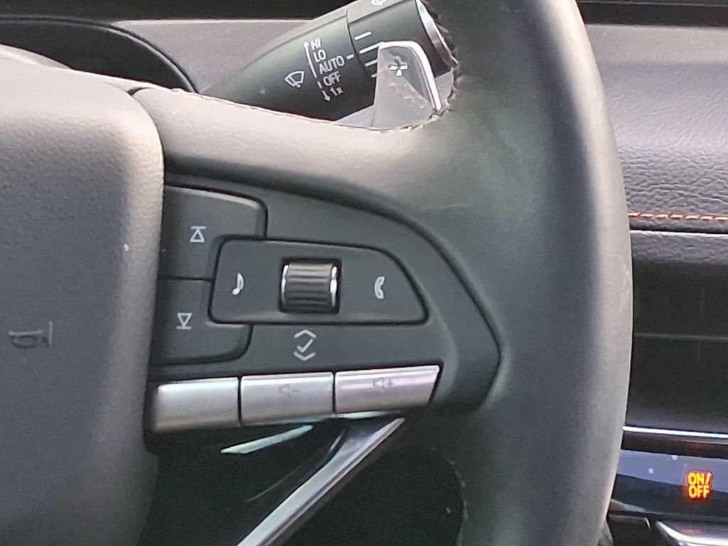 Used 2025 Cadillac CT5 Sport RWD image 13