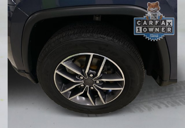 Used 2019 Jeep Grand Cherokee Limited AWD/4WD image 19