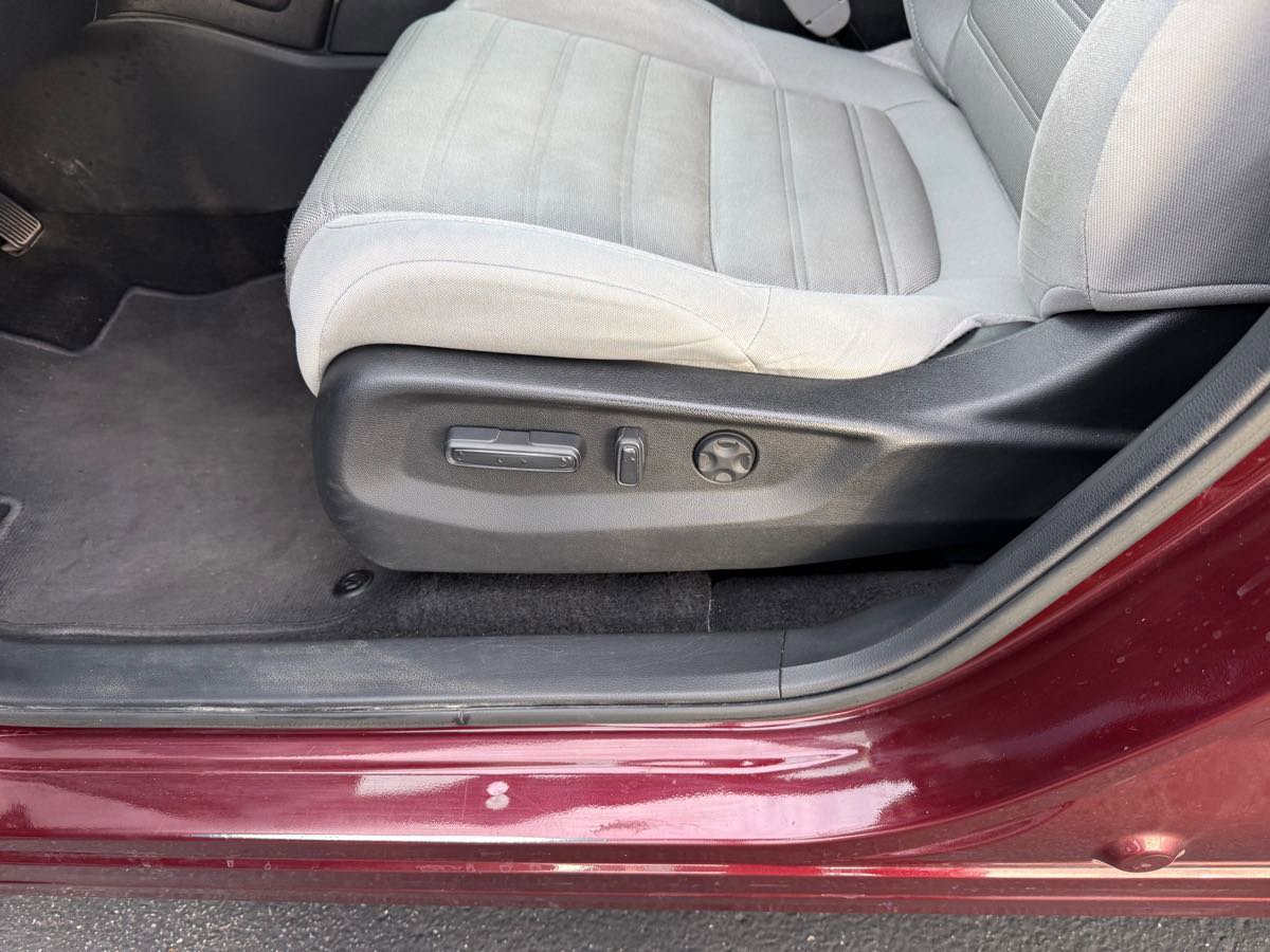 Used 2018 Honda CR-V EX image 24