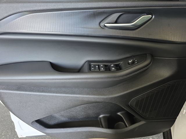 Used 2023 Jeep Grand Cherokee Altitude AWD/4WD image 25