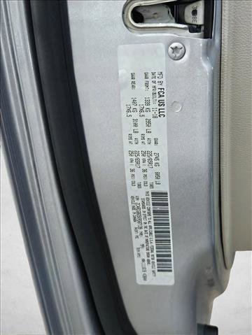 Used 2019 Dodge Grand Caravan SE w/ UConnect Hands-Free Group image 21