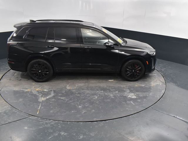 Used 2023 Cadillac XT6 Sport w/ LPO, ONYX Package image 41