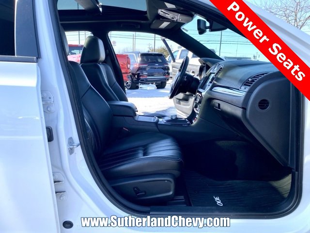 Used 2019 Chrysler 300 S w/ S Model Appearance Package image 15
