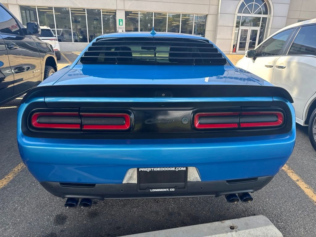 Used 2016 Dodge Challenger R/T Plus RWD image 7