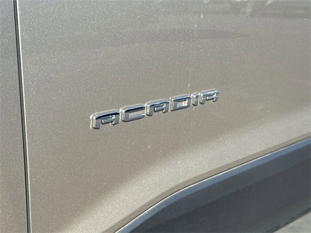 Certified 2023 GMC Acadia SLE w/ Driver Convenience Package image 30
