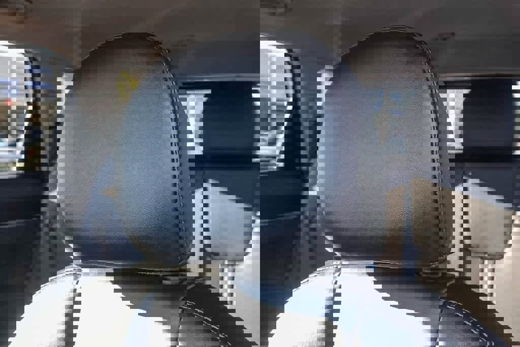 Certified 2023 Kia Sorento S image 24