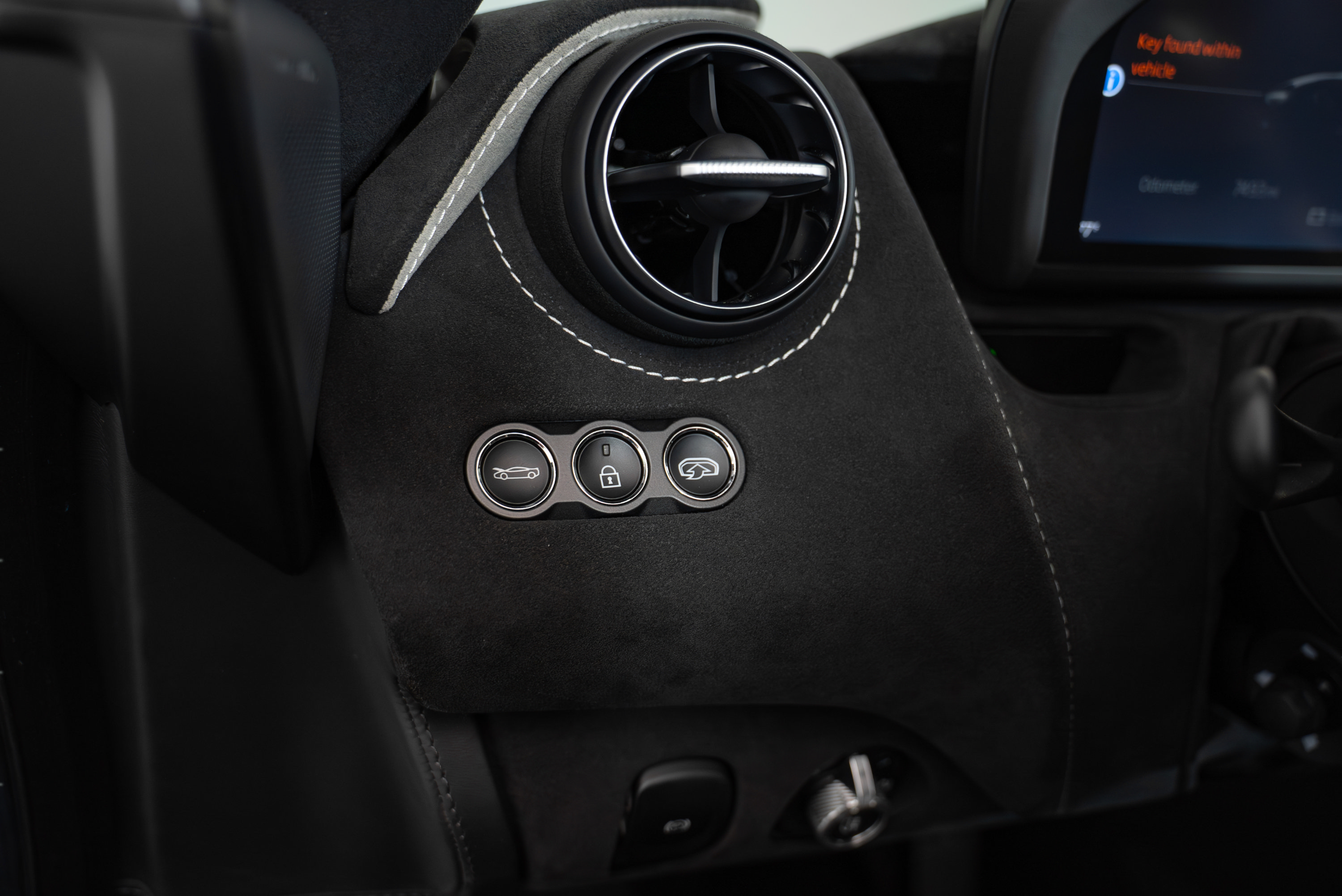Used 2021 McLaren 720S RWD image 14