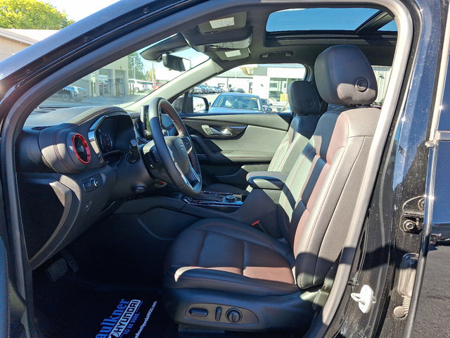 Used 2025 Chevrolet Blazer RS w/ Driver Confidence II Package image 13