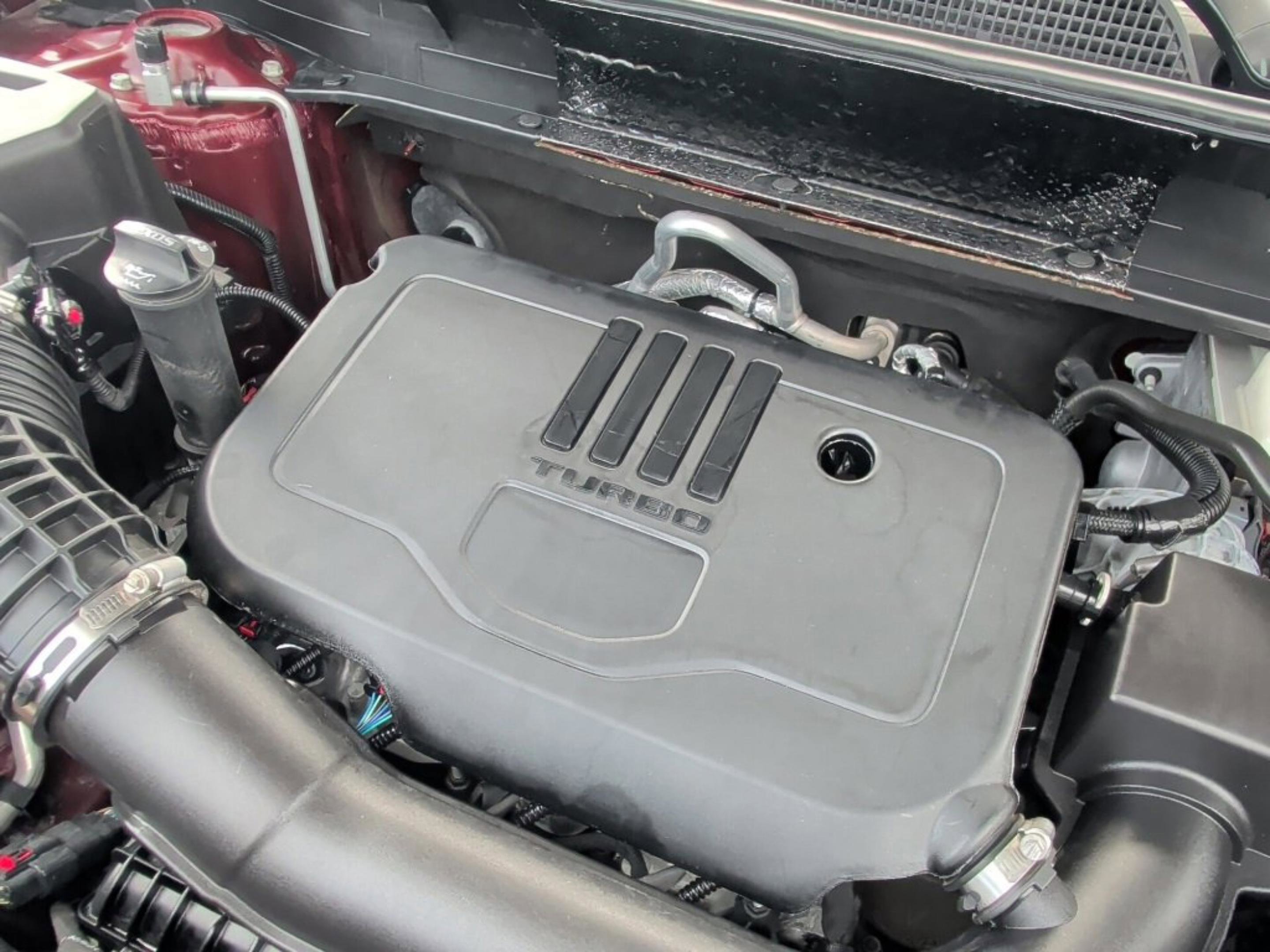 Used 2023 GMC Acadia SLE image 33
