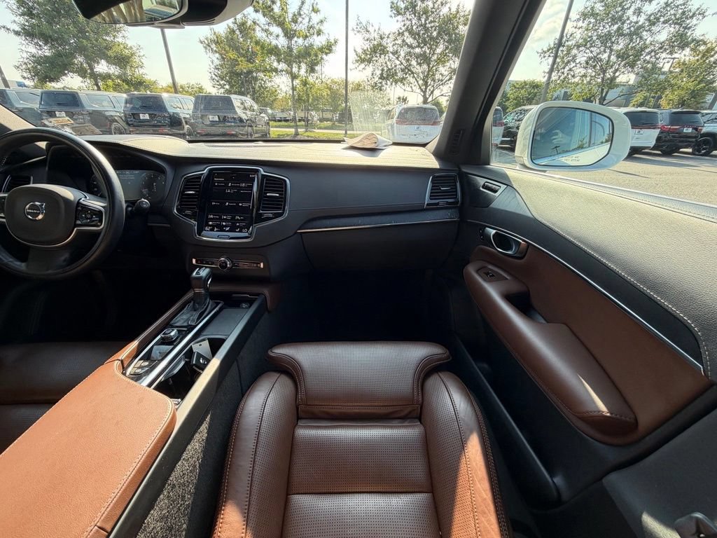 Used 2022 Volvo XC90 T6 Inscription w/ Advanced Package AWD/4WD image 19
