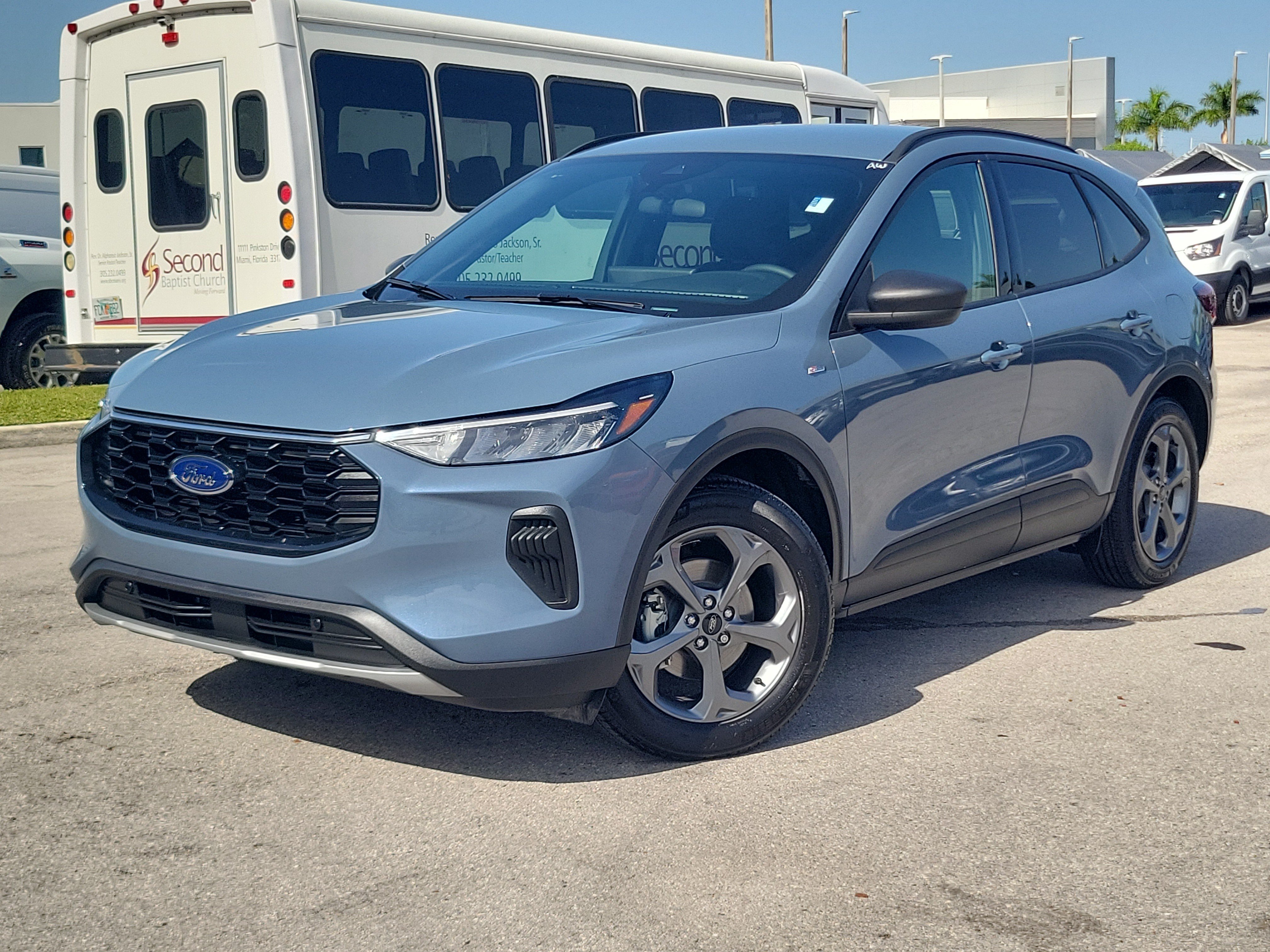 Used 2025 Ford Escape ST-Line w/ Tech Pack #1