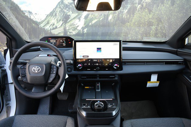 New 2027 Toyota bZ AWD/4WD image 9