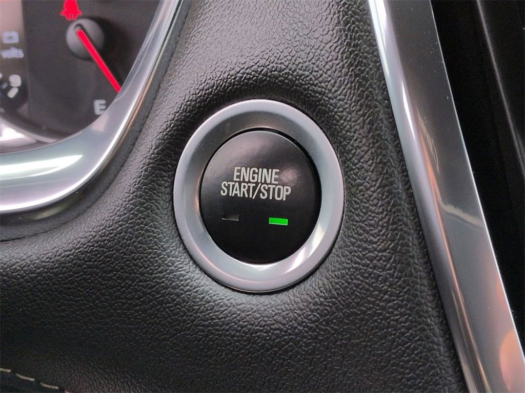 Used 2023 Chevrolet Traverse Premier w/ Redline Edition image 17