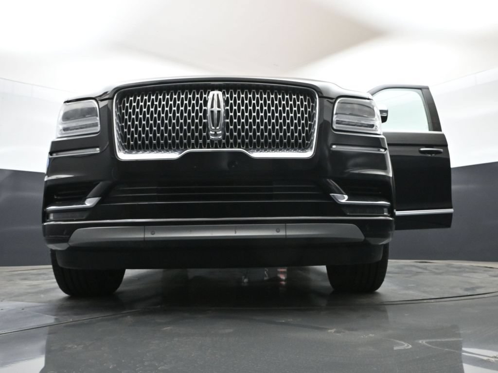 Used 2020 Lincoln Navigator L Black Label w/ Cargo Convenience Package AWD/4WD image 54