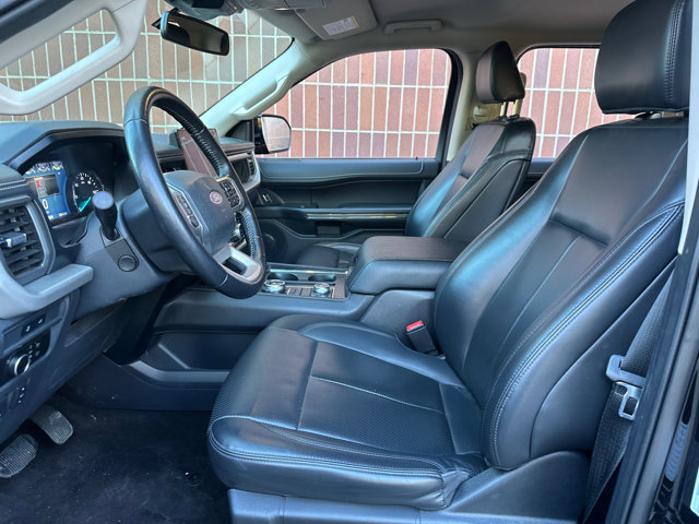 Used 2023 Ford Expedition Max XLT image 25