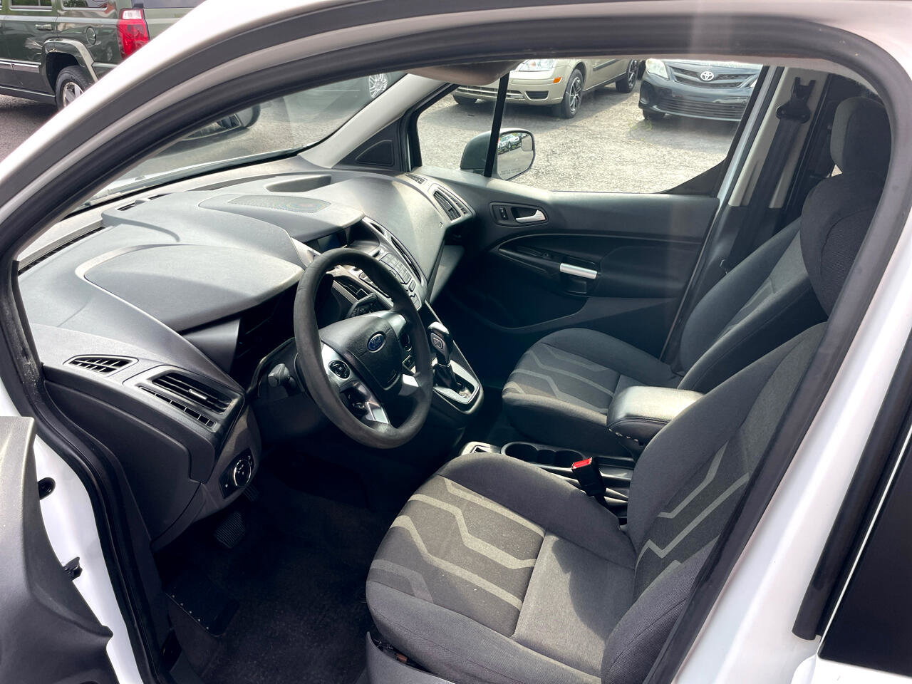Used 2015 Ford Transit Connect XLT image 22