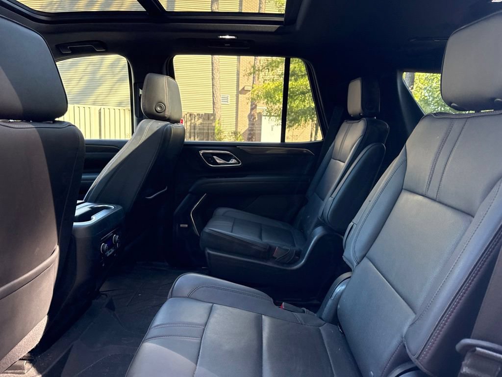Used 2022 Chevrolet Tahoe RST w/ Luxury Package RWD image 21