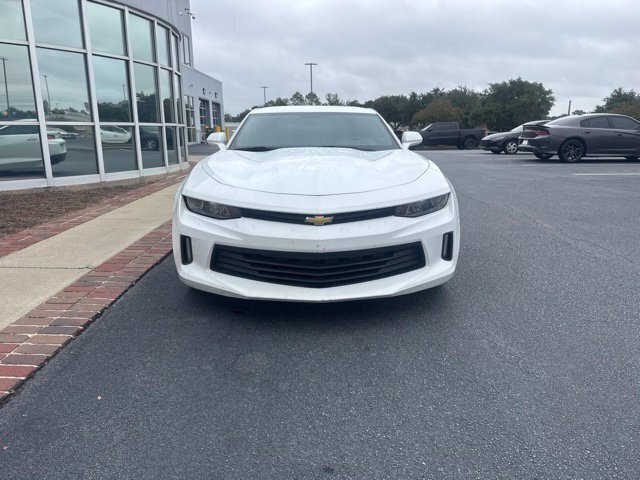 Used 2016 Chevrolet Camaro LT RWD image 3