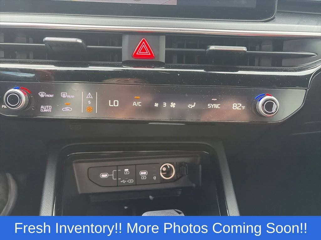 Used 2026 Kia K5 GT-Line w/ GT-Line Premium Package FWD image 15