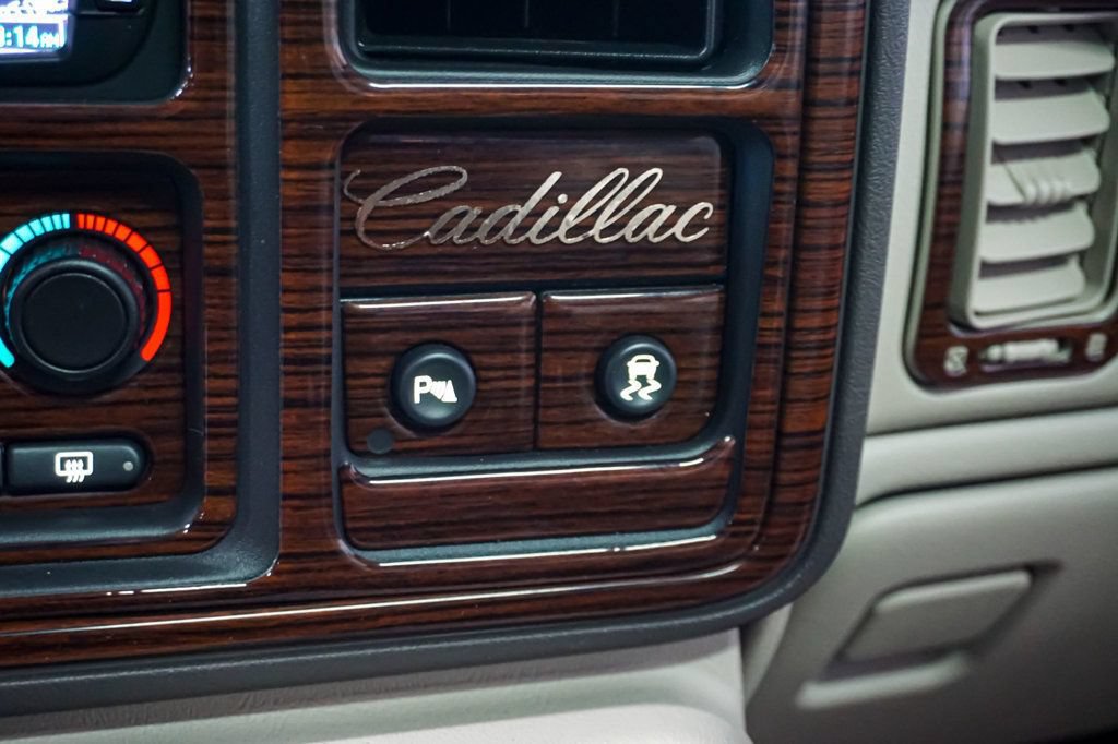 Used 2004 Cadillac Escalade EXT AWD/4WD image 43