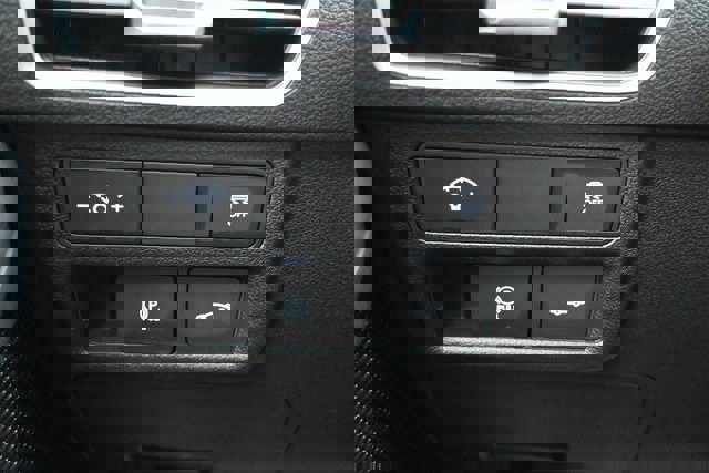 Used 2024 Hyundai Sonata SEL w/ Convenience Package image 39