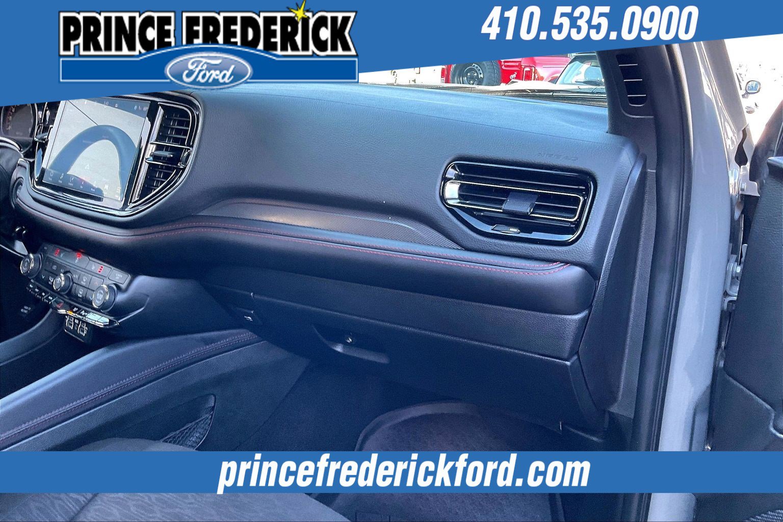 Used 2024 Dodge Durango R/T w/ Blacktop Package image 15