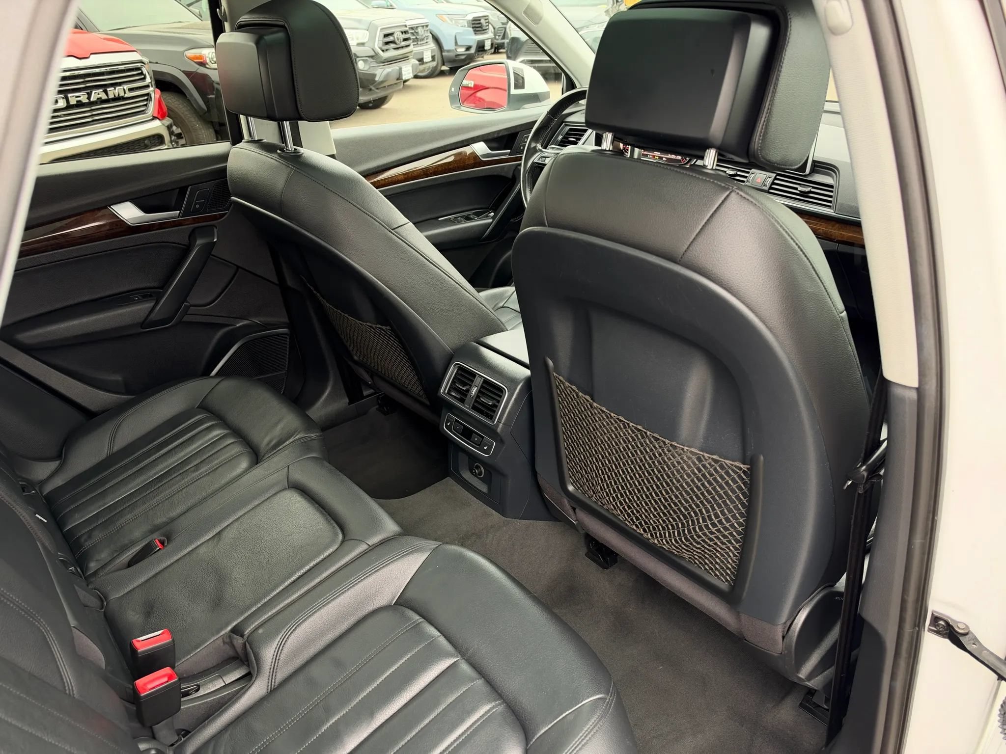 Used 2018 Audi Q5 2.0T Premium Plus w/ Premium Plus Package AWD/4WD image 18