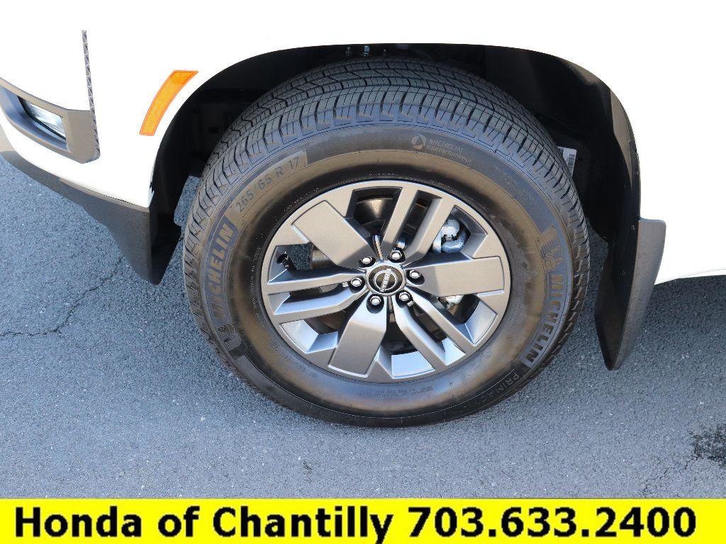 Used 2025 Nissan Frontier SV w/ SV Convenience Package image 34