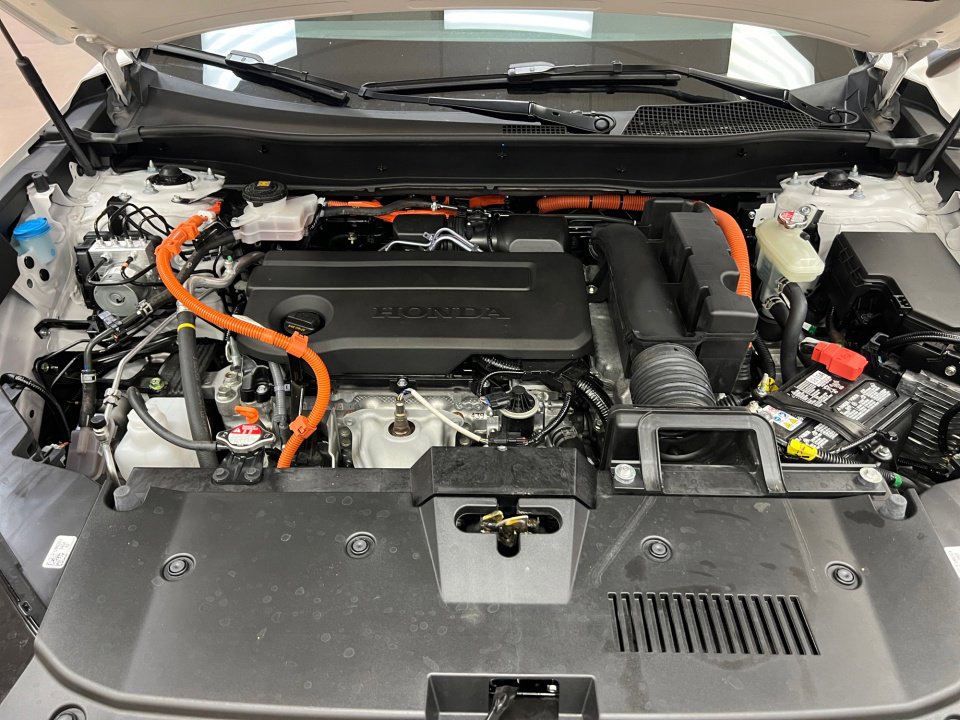 Certified 2025 Honda CR-V Sport-L image 16