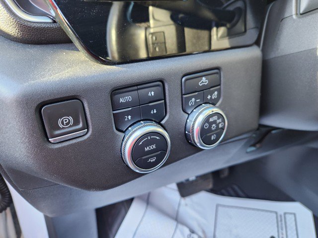 Used 2022 GMC Sierra 1500 Elevation image 39