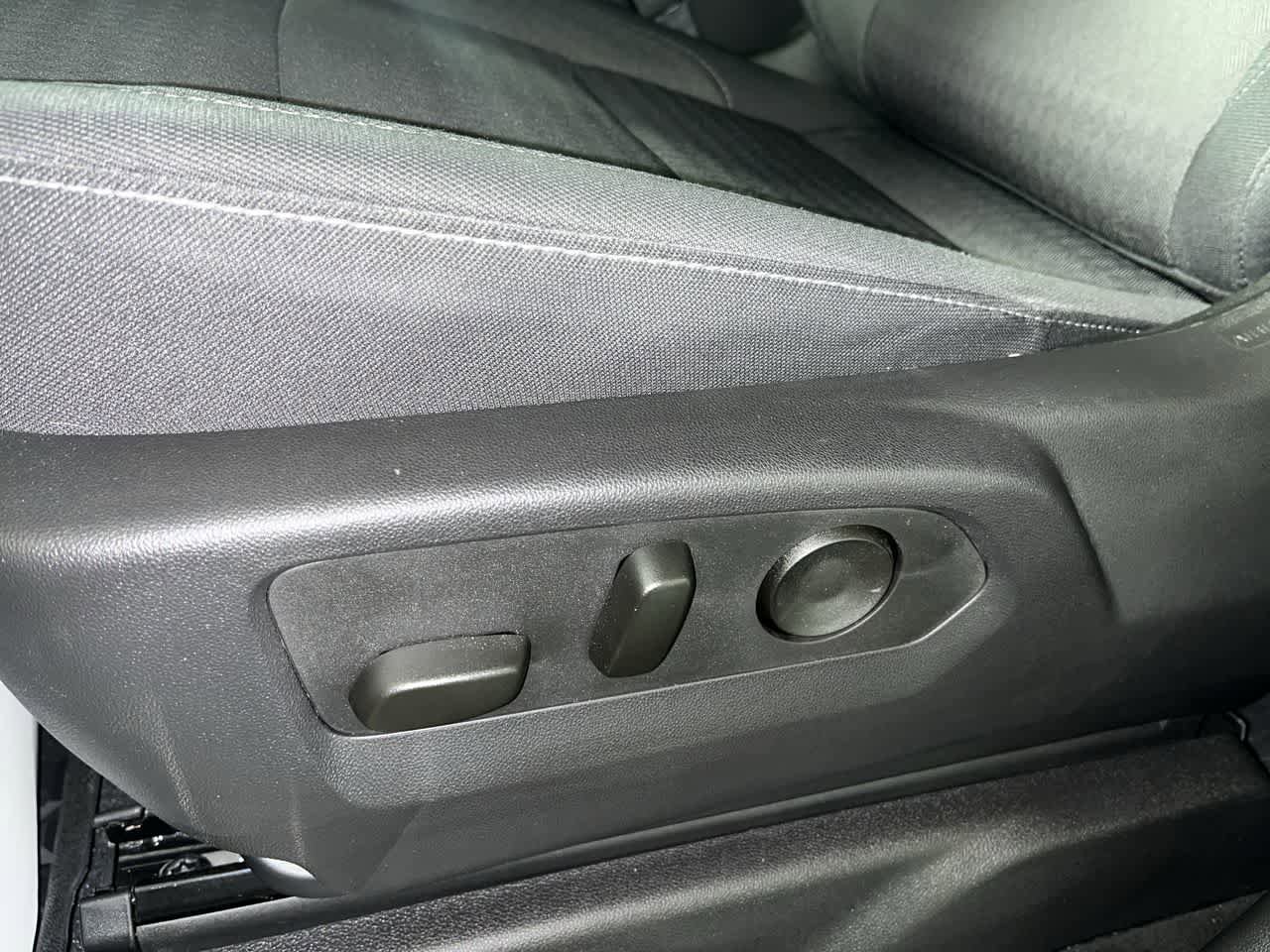 Used 2025 Chevrolet Silverado 1500 LT Trail Boss w/ Protection Package AWD/4WD image 14
