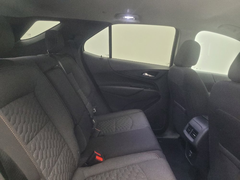 Used 2020 Chevrolet Equinox LT FWD image 19