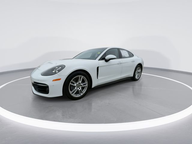 Used 2023 Porsche Panamera Panamera Base image 4