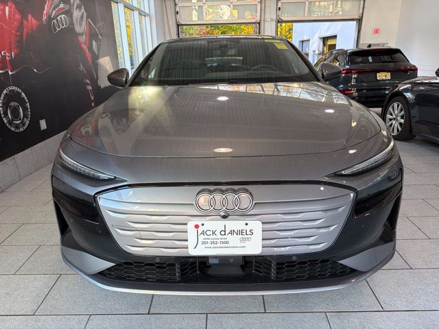 Used 2025 Audi A6 e-tron Premium Plus w/ Premium Plus AWD/4WD image 6