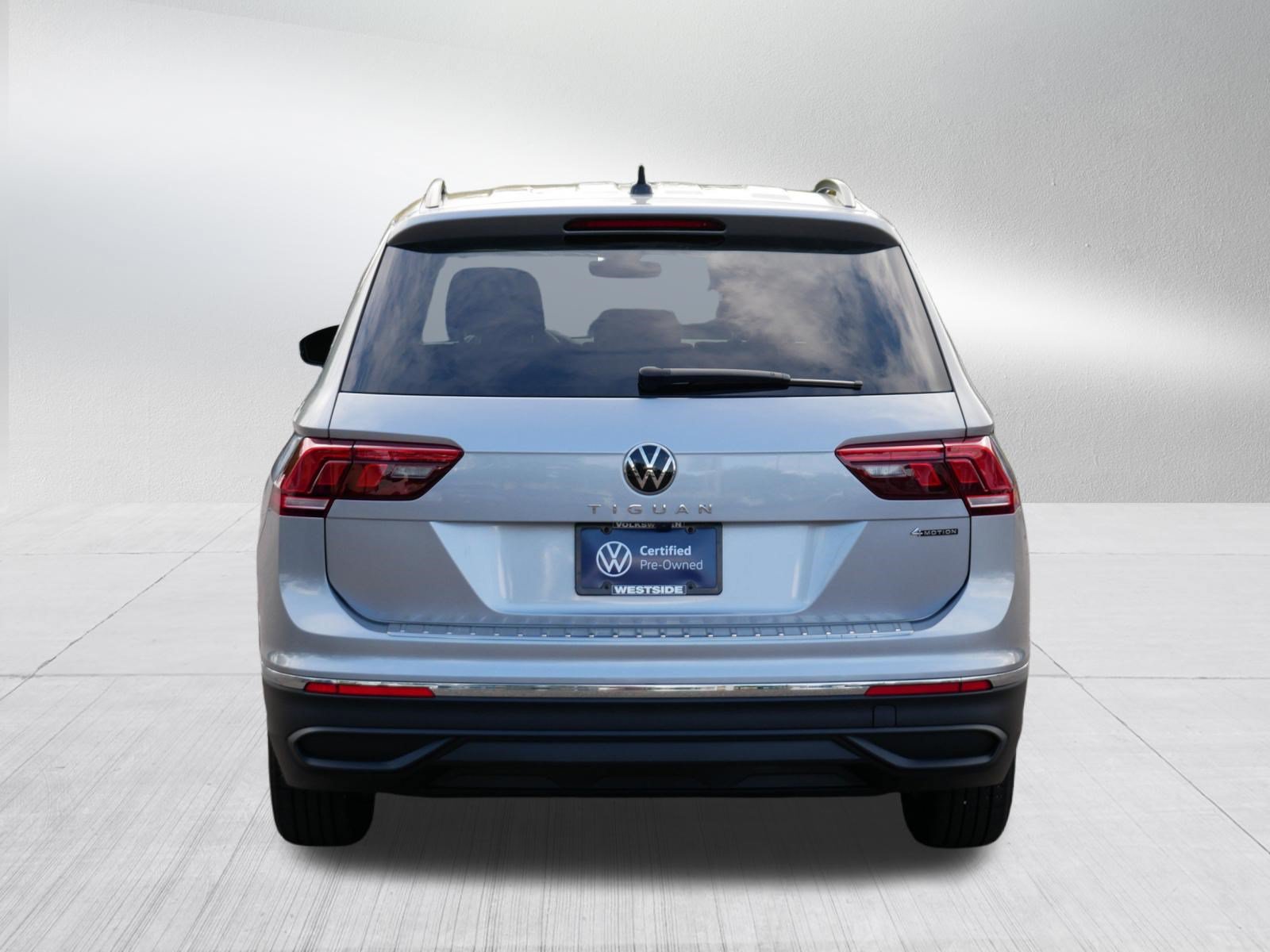 Certified 2024 Volkswagen Tiguan S AWD/4WD image 6